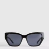 Solbriller i cat-eye-stil med nitter