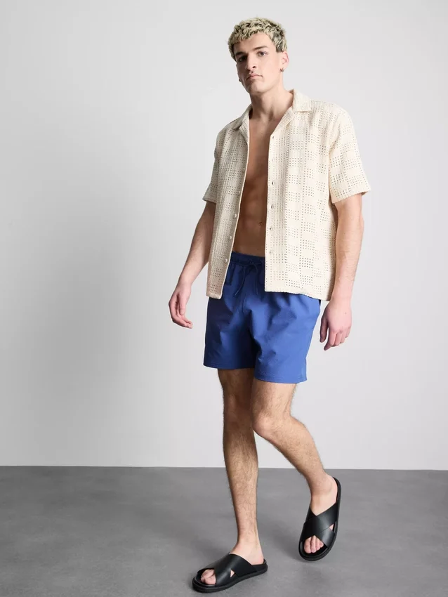 Strandshorts med struktur