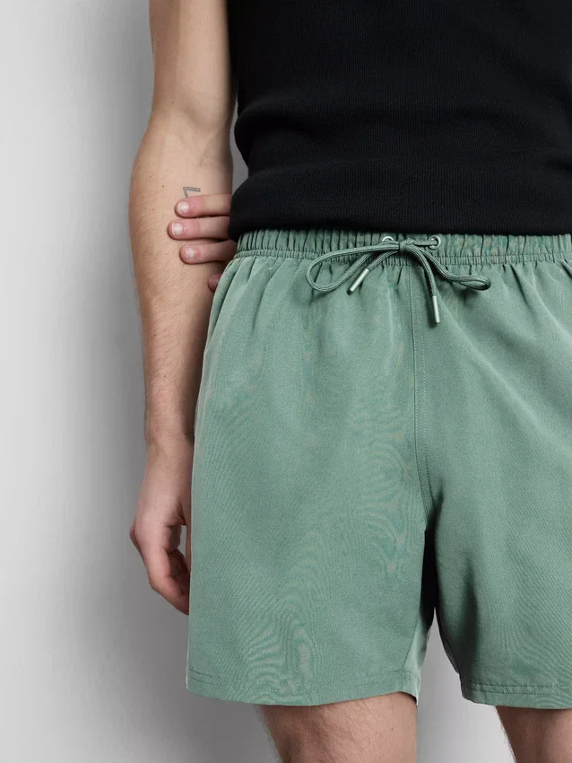 Strandshorts med struktur