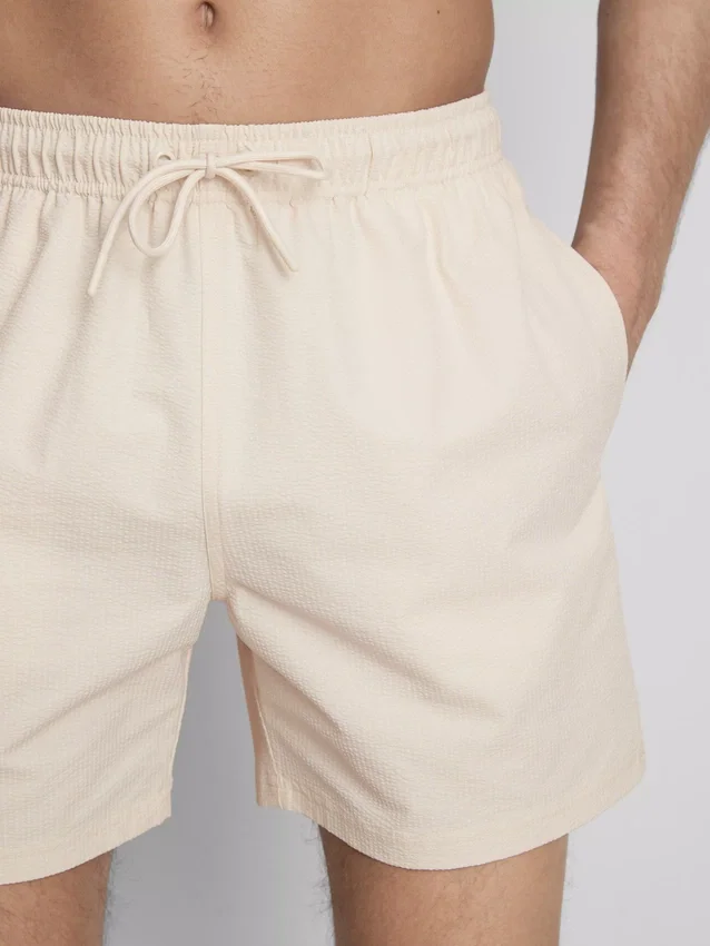 Strandshorts med struktur