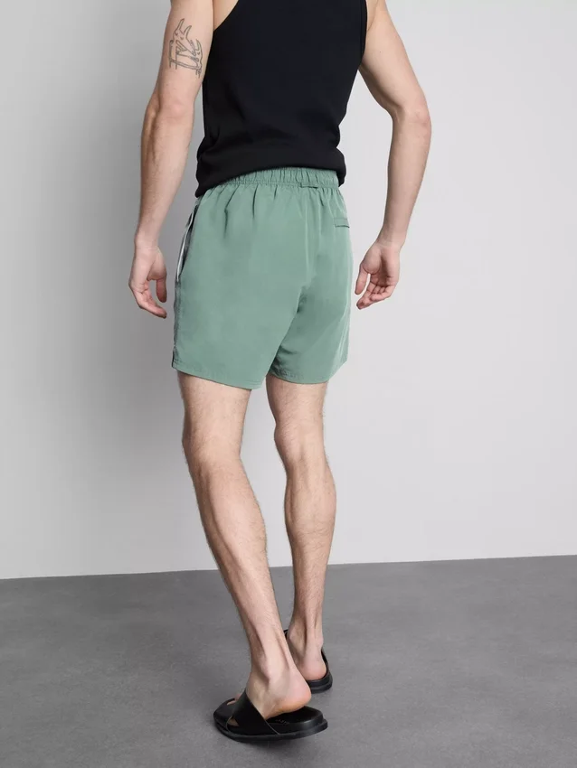 Strandshorts med struktur