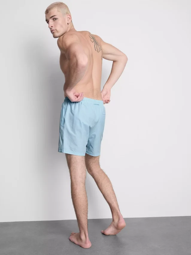 Strandshorts med struktur
