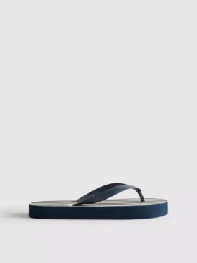 Stribede flip-flops med flad sål