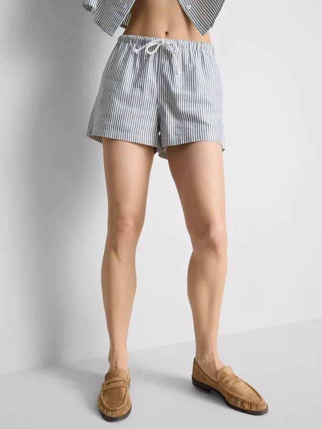 Stribede oxford-shorts med høj talje