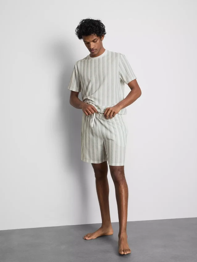 Stribede pyjamasser-shorts