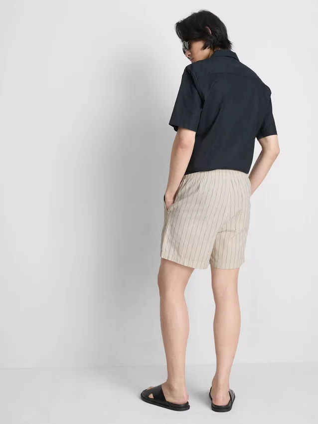 Stribede shorts i linneblanding