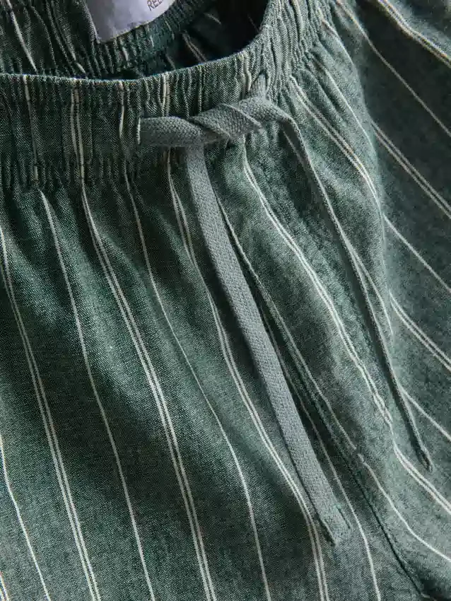 Stribede shorts i linneblanding