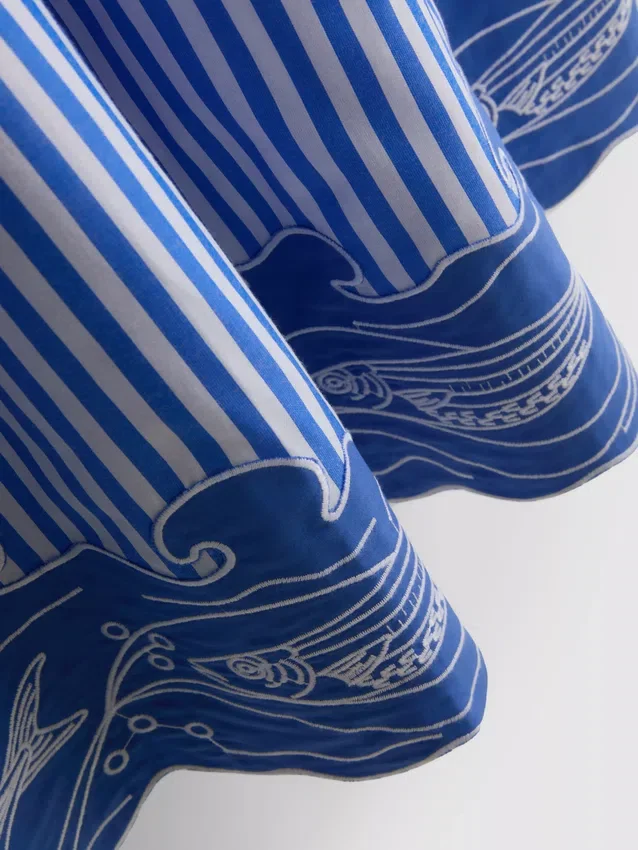 Stribet broderet maxi-kjole
