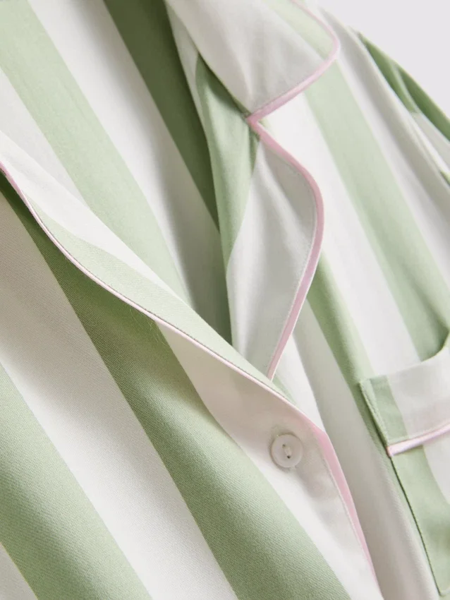 Stribet pyjamasser i bomuld i boyfriend-stil