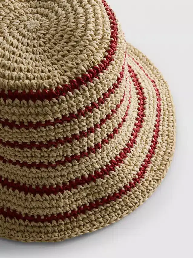 Stribet vævet bucket hat