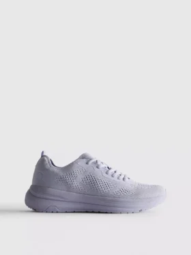 Strikkede sneakers med snørebånd