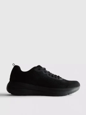 Strikkede sneakers med snørebånd