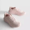 Strikkede sneakers med snørebånd