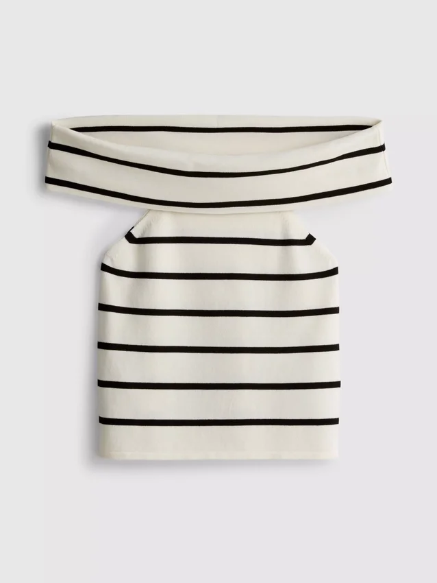 Strikket off-shoulder-sweater