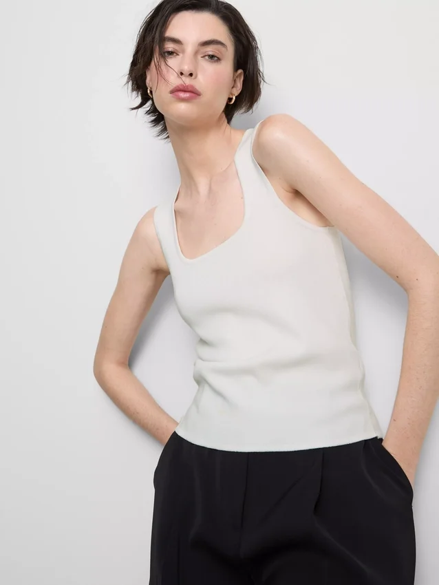 Strikket tanktop med firkantet halsudskæring
