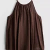 Struktureret halterneck-trapezbluse