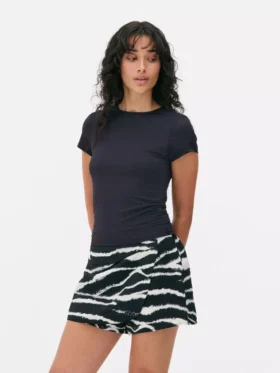T-shirt, der sidder som et ekstra lag hud