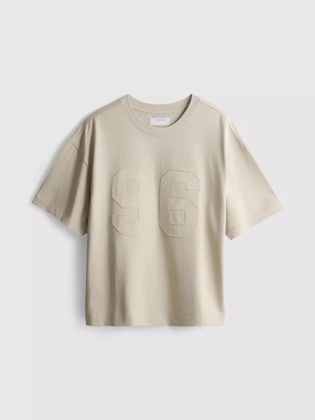 T-shirt med Appliqua-nummer