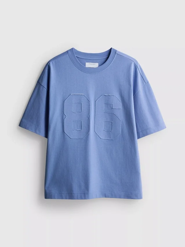 T-shirt med Appliqua-nummer