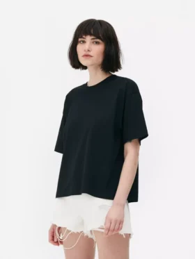 T-shirt med boxy pasform
