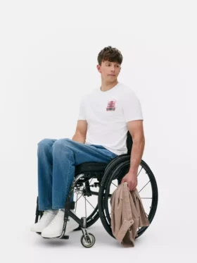 T-shirt med illustrationer af huse i Miami Beach