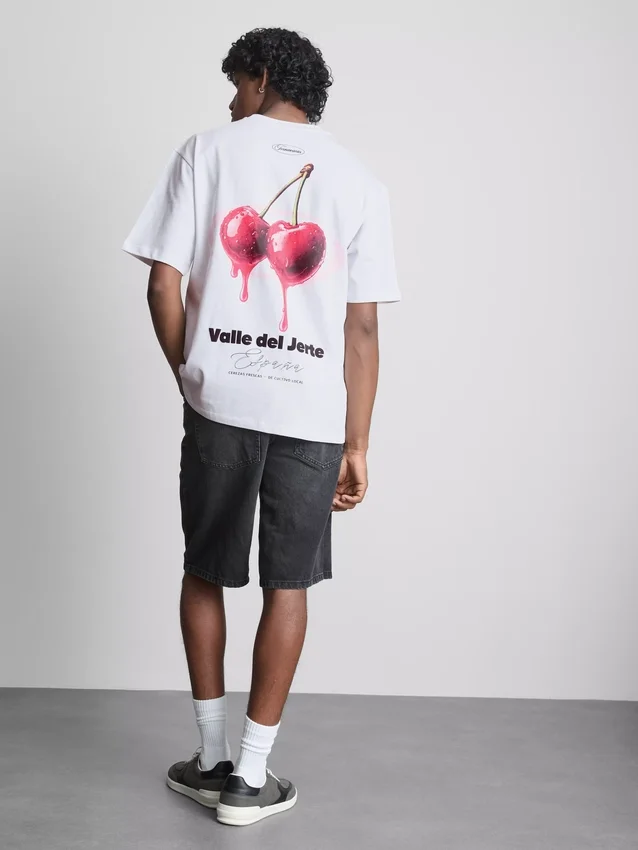 T-shirt med kirsebærmotiv