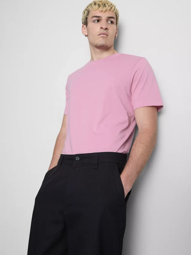 T-shirt med kort ærme i regular fit-stil