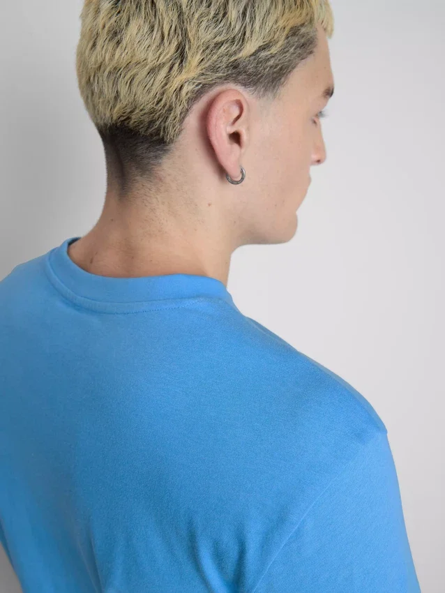 T-shirt med kort ærme i regular fit-stil