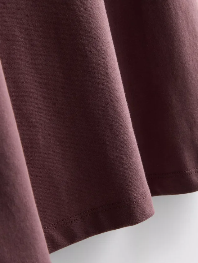 T-shirt med kort ærme i regular fit-stil