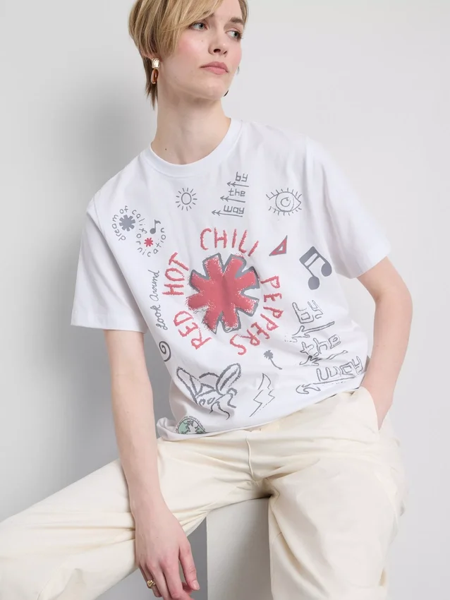 T-shirt med Red Hot Chili Peppers-motiv
