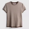 T-shirt med rund hals og dobbelt lag