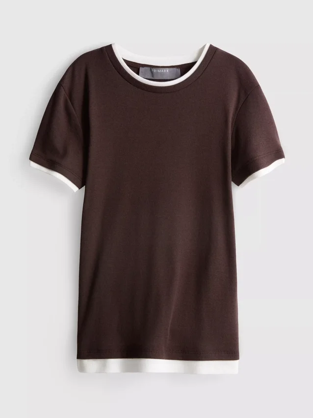 T-shirt med rund hals og dobbelt lag