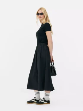 T-shirt med rund hals og stretch