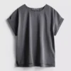 T-shirt med rund halsudskæring og rullede ærmer