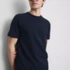 T-shirt med slank pasform