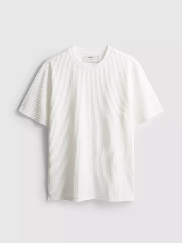 T-shirt med struktur og korte ærmer
