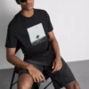 T-shirt med surferfoto