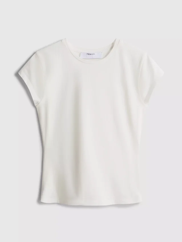 T-shirt med tætsiddende kapærmer