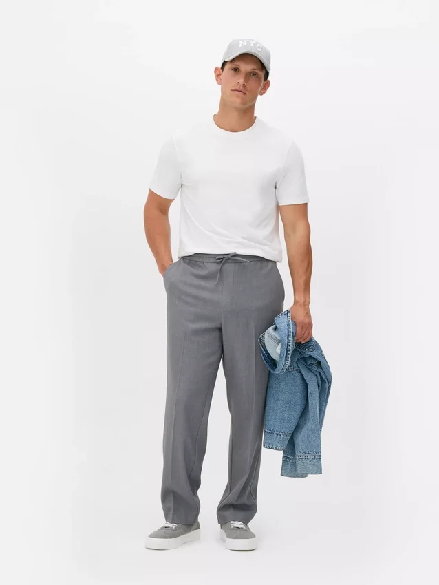 T-shirt med tætsiddende pasform og stretch