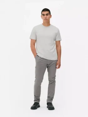 T-shirt med tætsiddende pasform og stretch