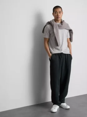 T-shirt med tætsiddende pasform og stretch