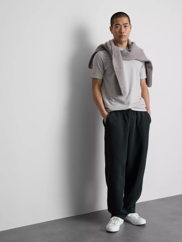 T-shirt med tætsiddende pasform og stretch