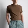 T-shirt med tætsiddende pasform og stretch