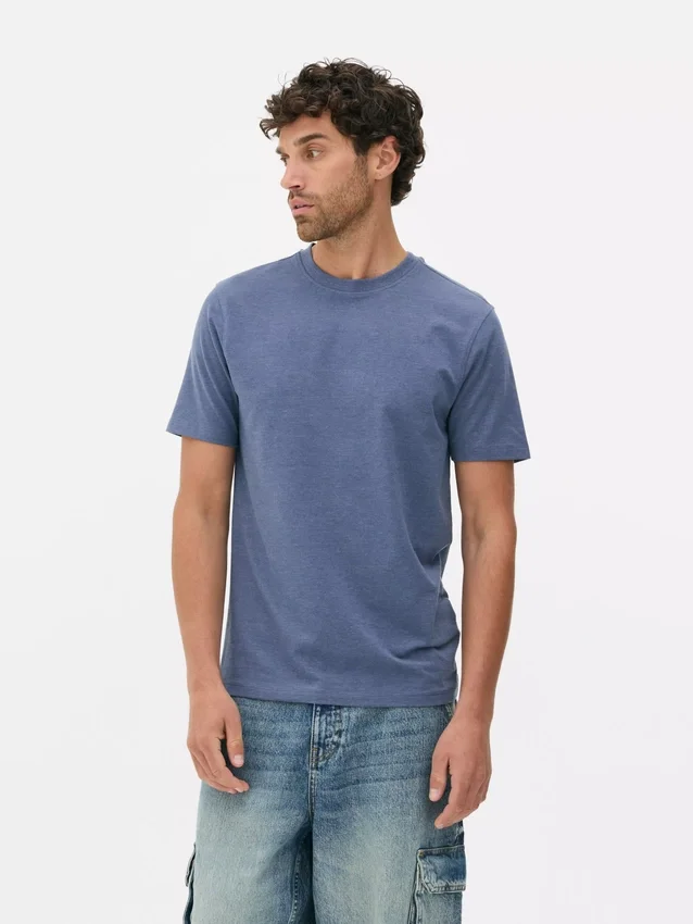 T-shirt med tætsiddende pasform og stretch