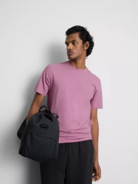 T-shirt med tætsiddende pasform og stretch