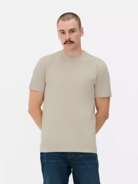 T-shirt med tætsiddende pasform og stretch