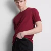 T-shirt med tætsiddende pasform og stretch
