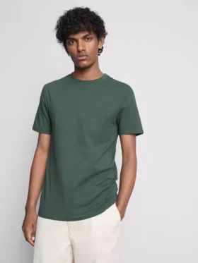 T-shirt med tætsiddende pasform og stretch
