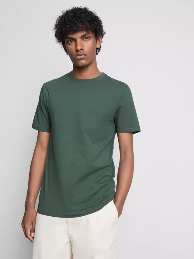 T-shirt med tætsiddende pasform og stretch