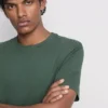 T-shirt med tætsiddende pasform og stretch